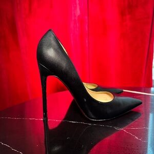 SO KATE LOUBOUTIN pumps hells Black leather 122 mm